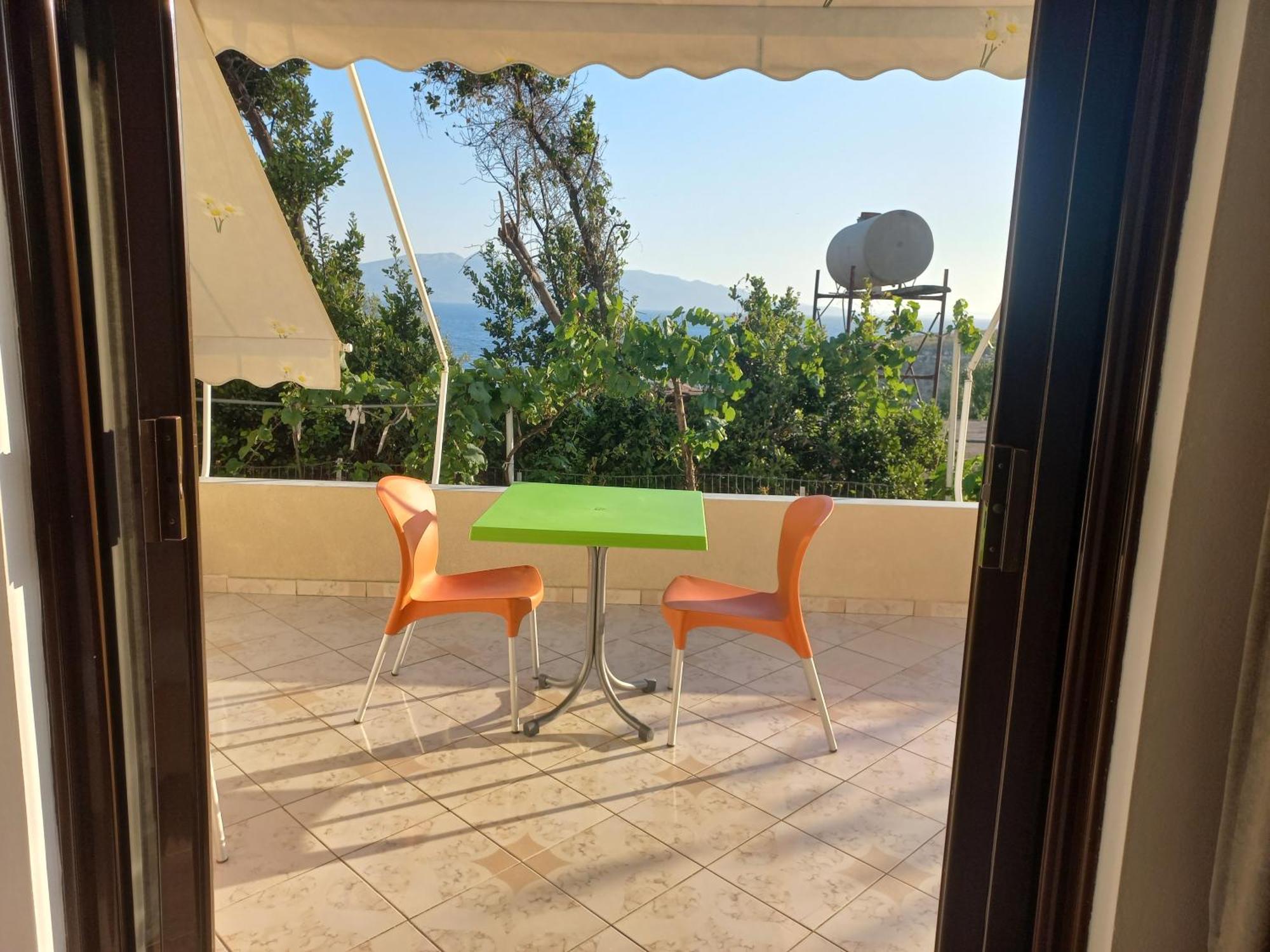 Villa Roel Sarandë 객실 사진